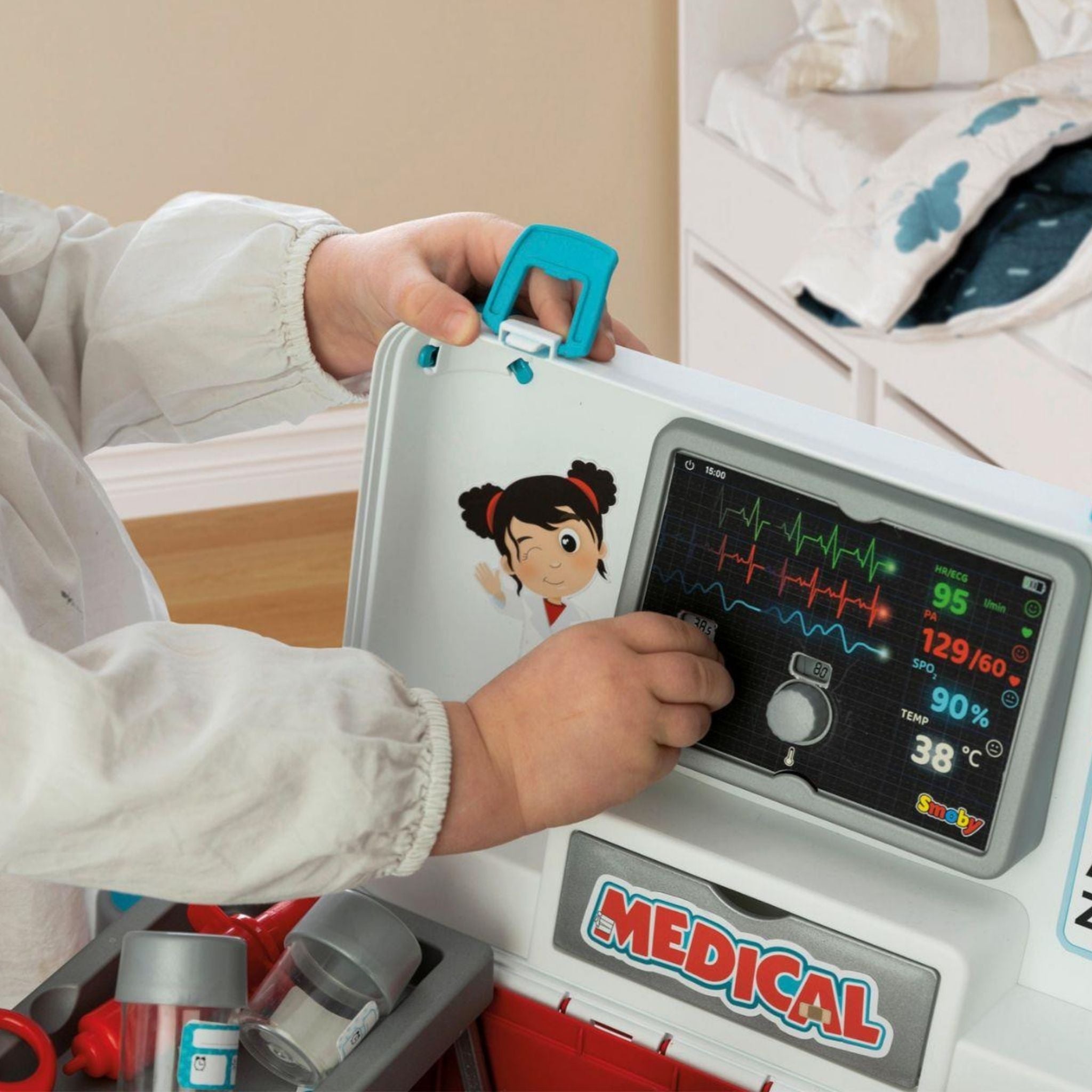 Smoby Medikal Ilk Yardım Çantası