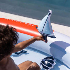 Swim Essentials Whale Fıskiyeli ve Kaydıraklı Şişme Oyun Havuzu 210cm