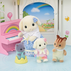 Sylvanian Families Güneşli Anaokulu Şatosu 5743