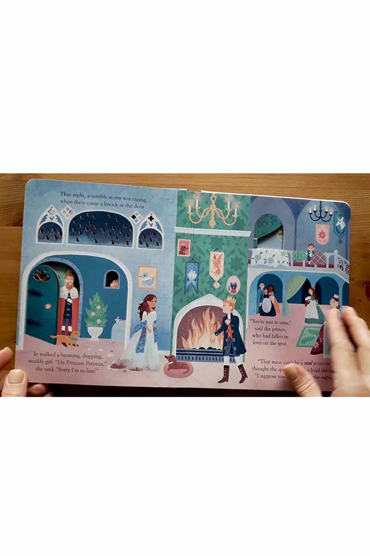 The Usborne USB - Peep Inside A Fairy Tale Princess & The Pea